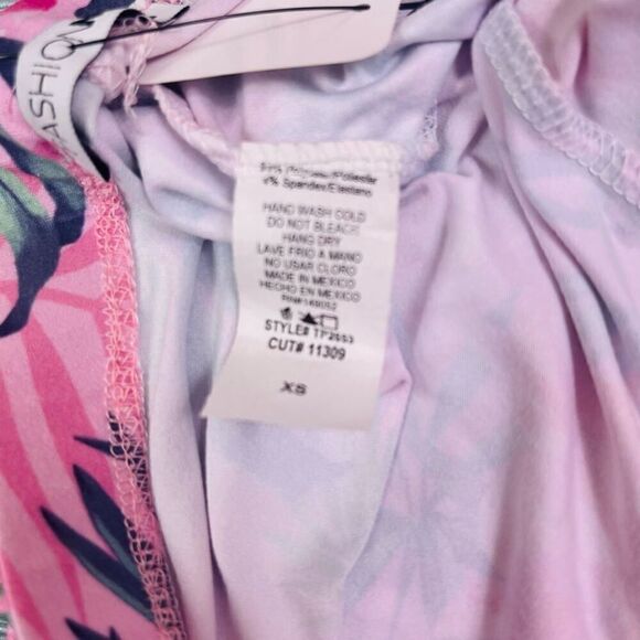 Fashion Nova Pink Tropical Bike Short Set - Picture 11 of 16